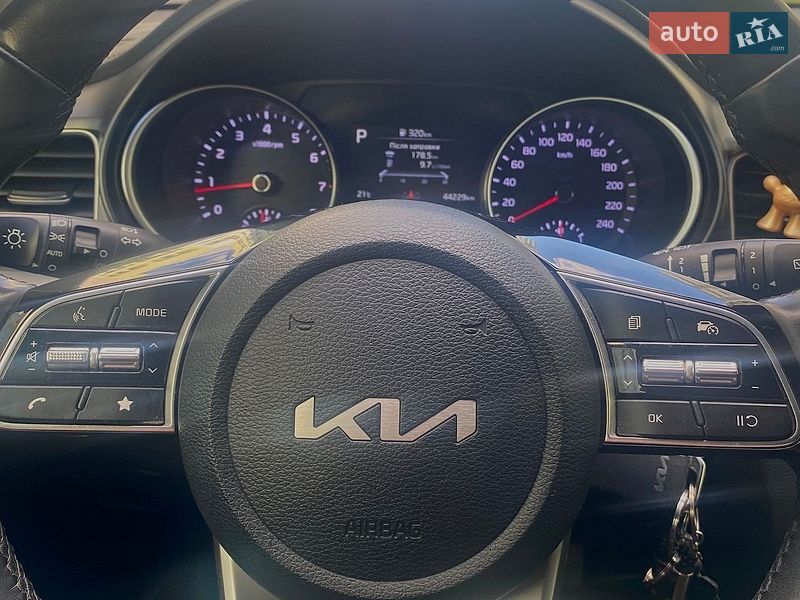 Хэтчбек Kia Ceed 2022 в Львове