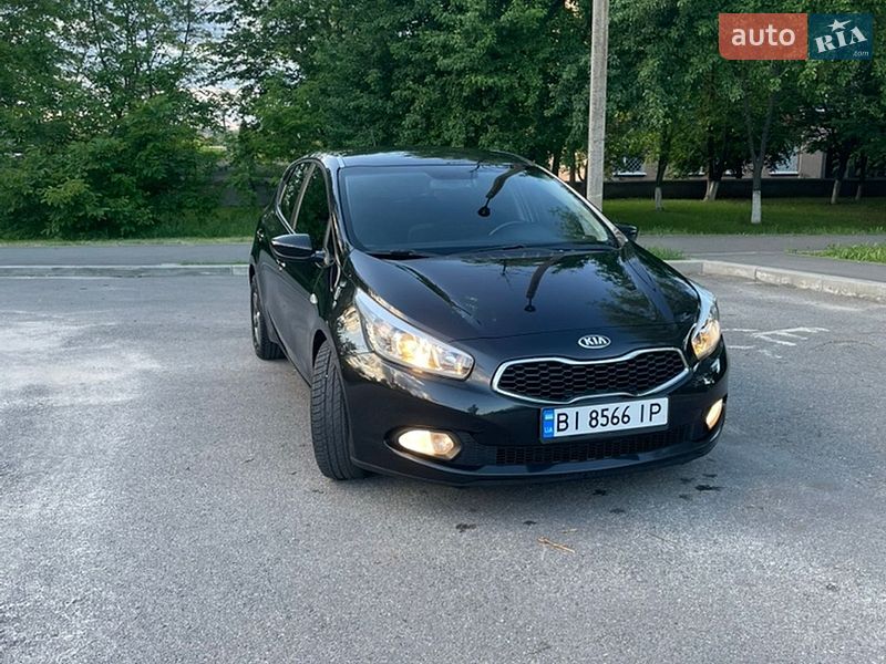 Хэтчбек Kia Ceed 2013 в Полтаве