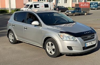 Хэтчбек Kia Ceed 2008 в Харькове