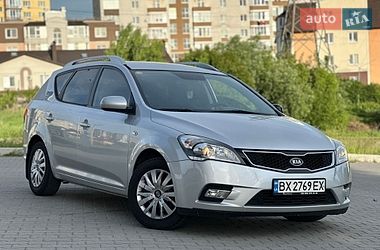 Универсал Kia Ceed 2010 в Хмельницком