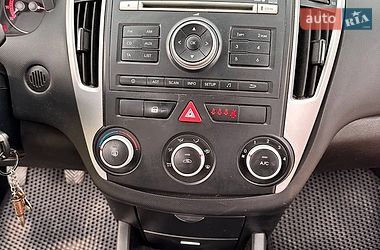 Хэтчбек Kia Ceed 2011 в Днепре