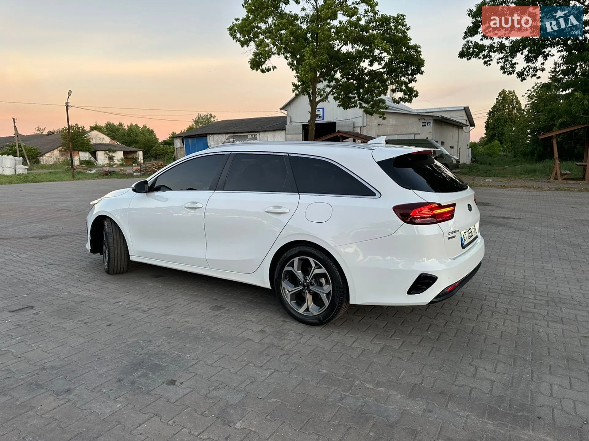 2019 Kia Cee'd - мініатюра 8