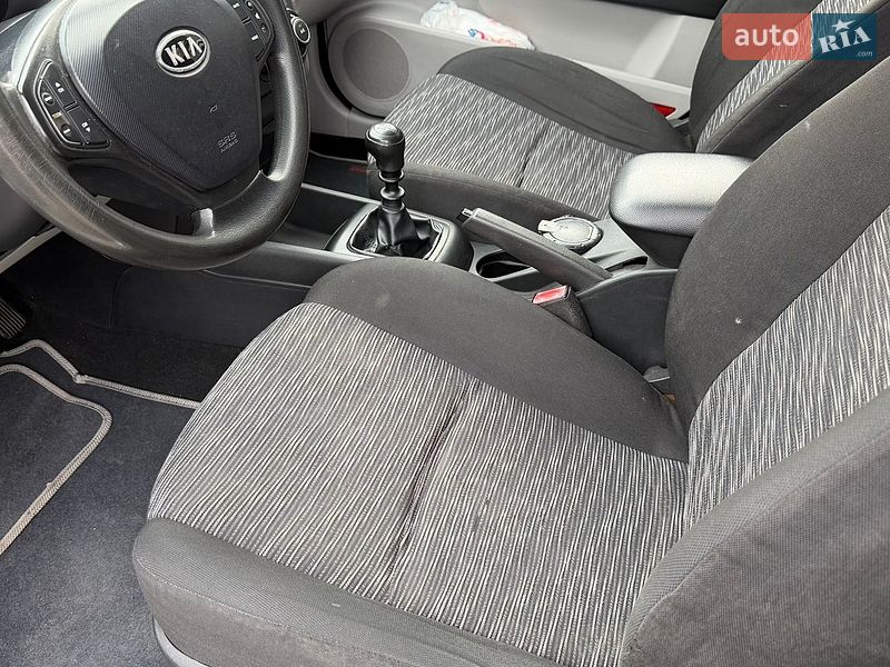 Хетчбек Kia Ceed 2008 в Києві