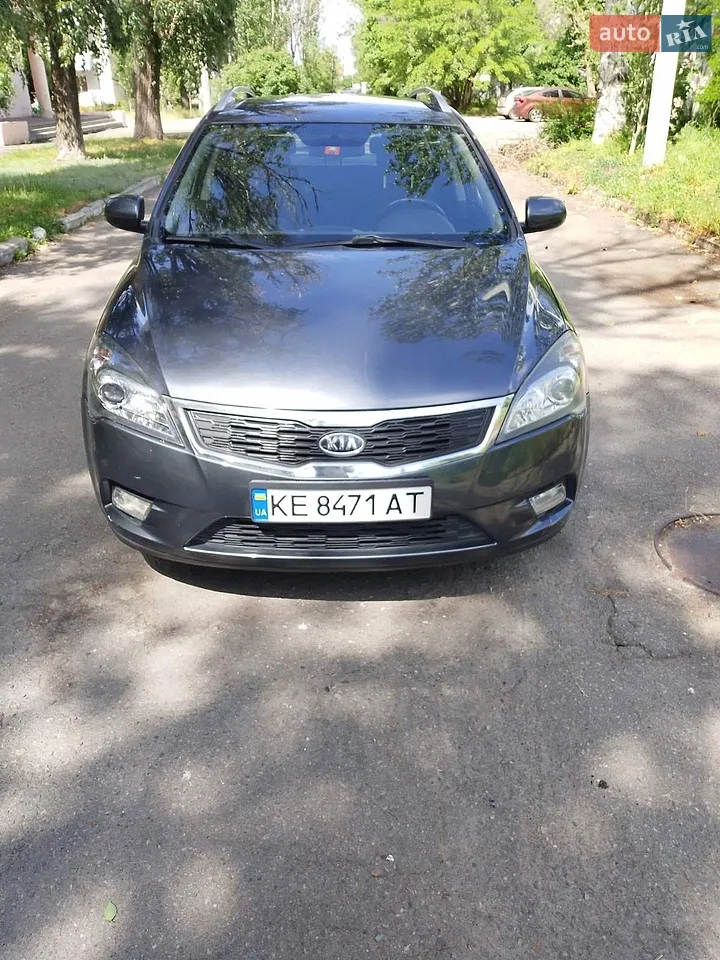 2010 Kia Cee'd - мініатюра 22