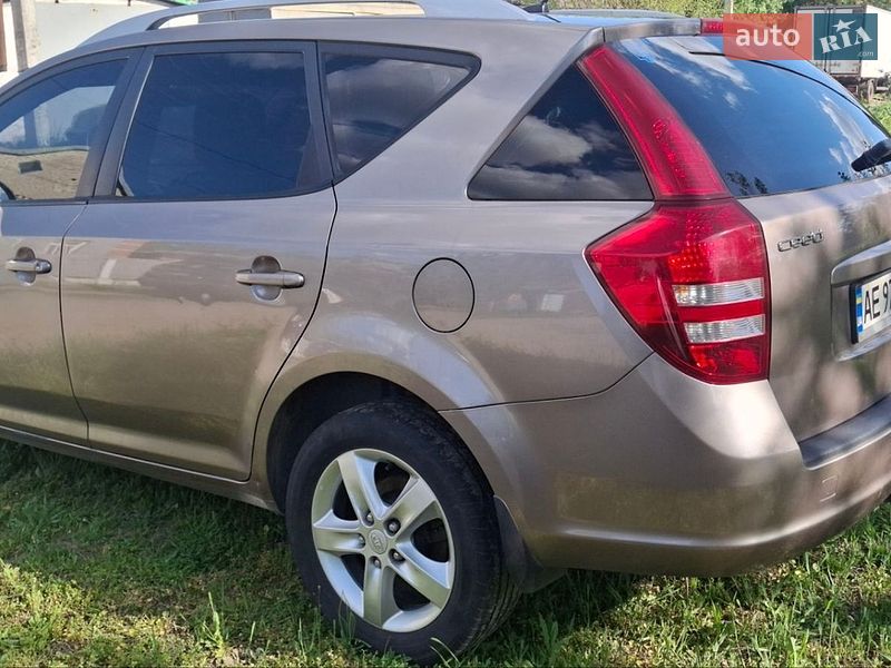 Универсал Kia Ceed 2008 в Днепре