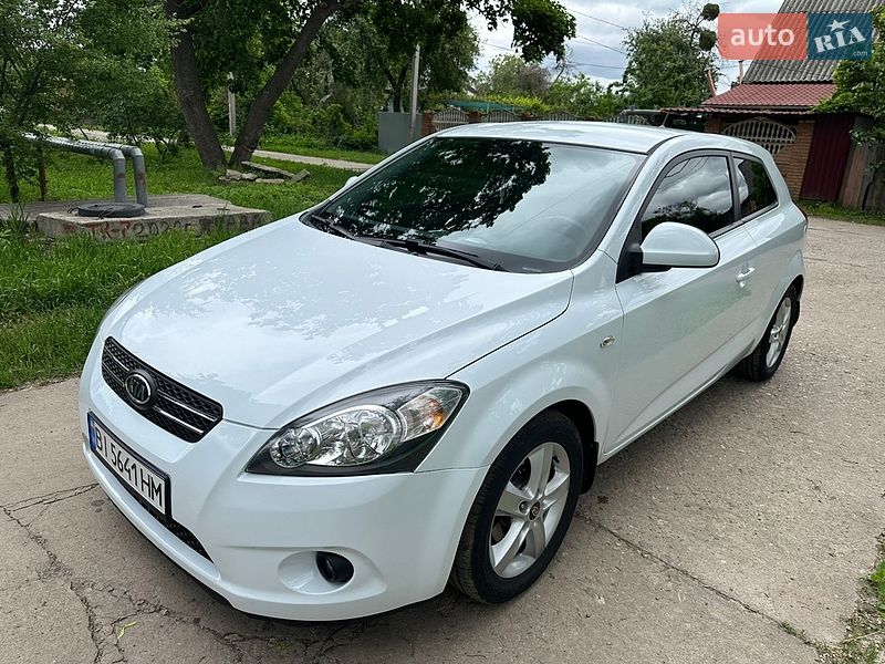 Хетчбек Kia Ceed 2008 в Полтаві