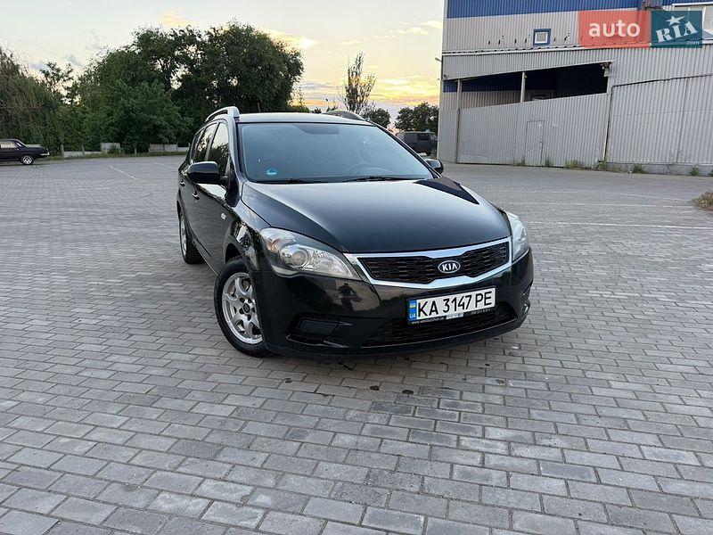 Універсал Kia Ceed 2010 в Кривому Розі