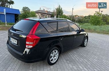 Універсал Kia Ceed 2010 в Кривому Розі