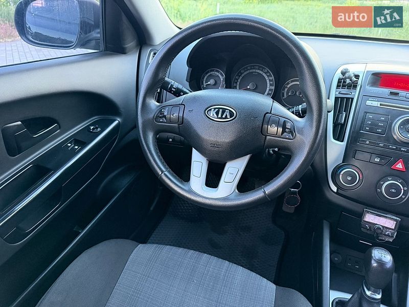 Універсал Kia Ceed 2010 в Кривому Розі