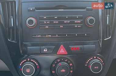 Хетчбек Kia Ceed 2007 в Ужгороді