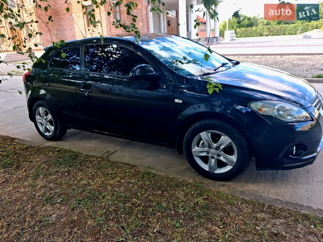 2010 Kia Cee'd - мініатюра 16