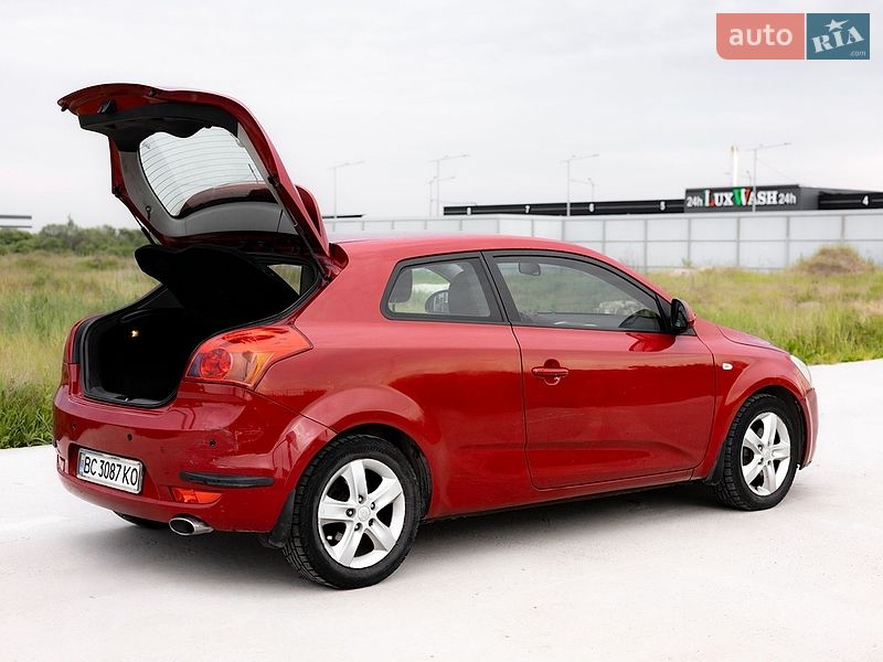Хетчбек Kia Ceed 2008 в Львові