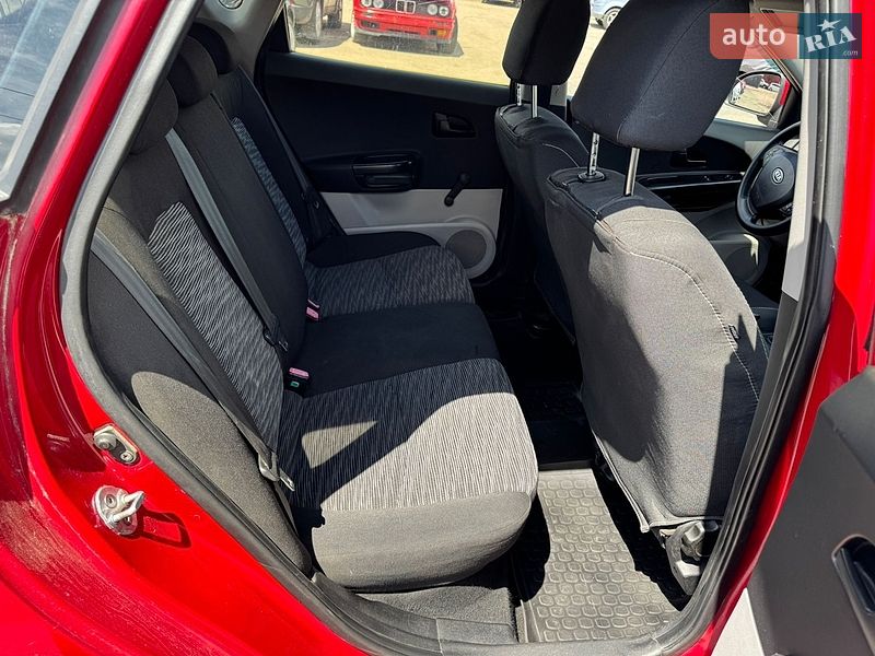 Хэтчбек Kia Ceed 2008 в Полтаве