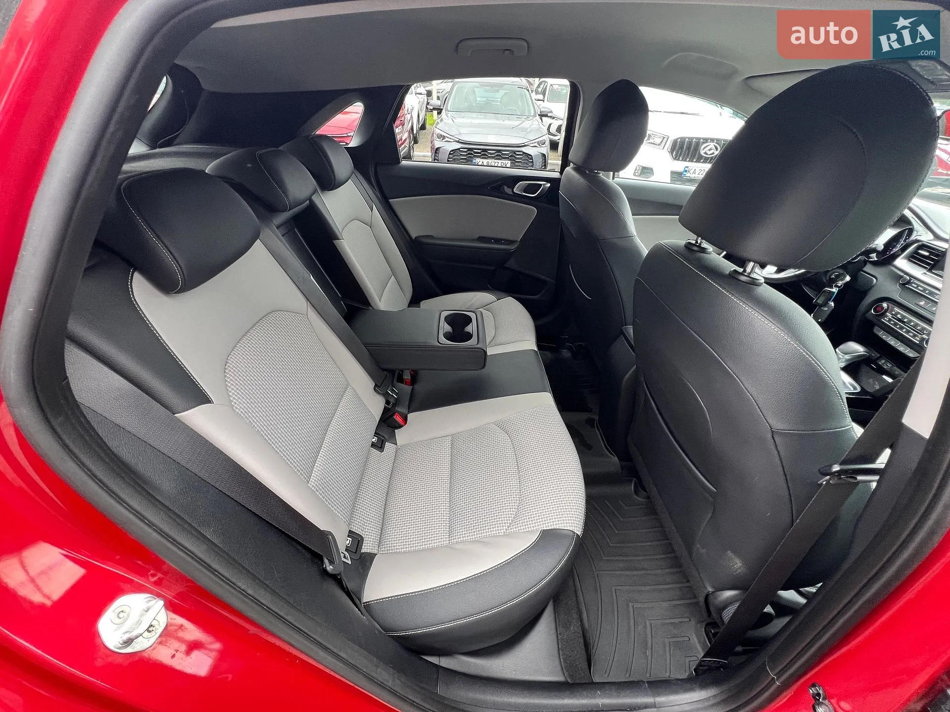 2018 Kia Cee'd - мініатюра 17