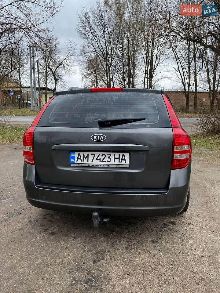2010 Kia Cee'd - мініатюра 17