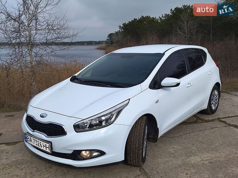 Хетчбек Kia Ceed 2013 в Новоукраїнці