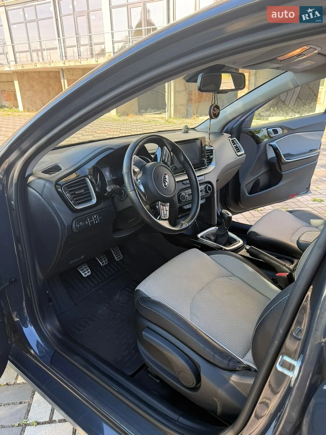 2021 Kia Cee'd - мініатюра 9