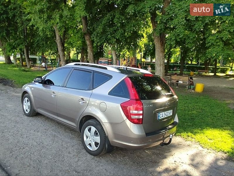 Универсал Kia Ceed 2008 в Умани