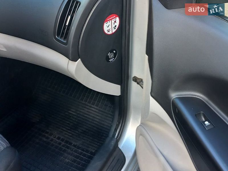 Универсал Kia Ceed 2009 в Чернигове