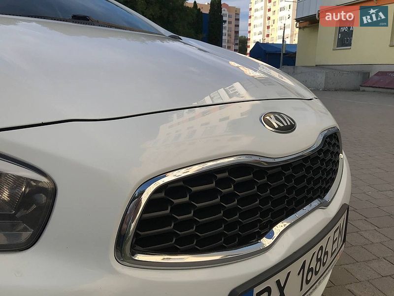 Хетчбек Kia Ceed 2012 в Хмельницькому