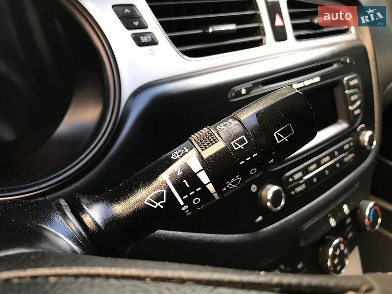 Хетчбек Kia Ceed 2012 в Хмельницькому