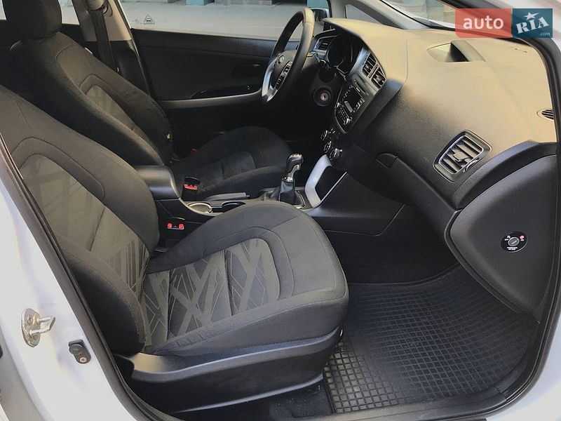 Хетчбек Kia Ceed 2012 в Хмельницькому