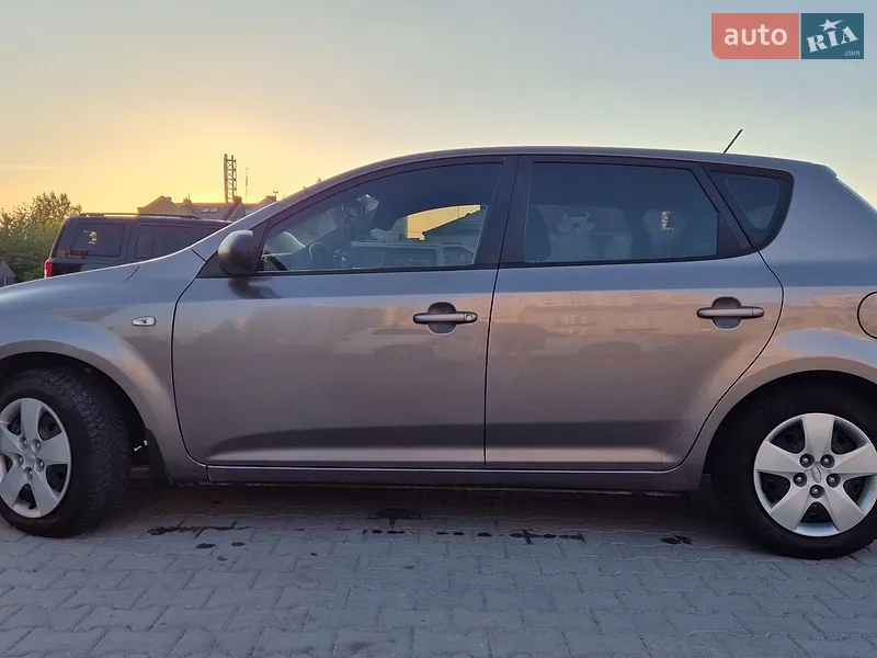Kia Ceed 2012