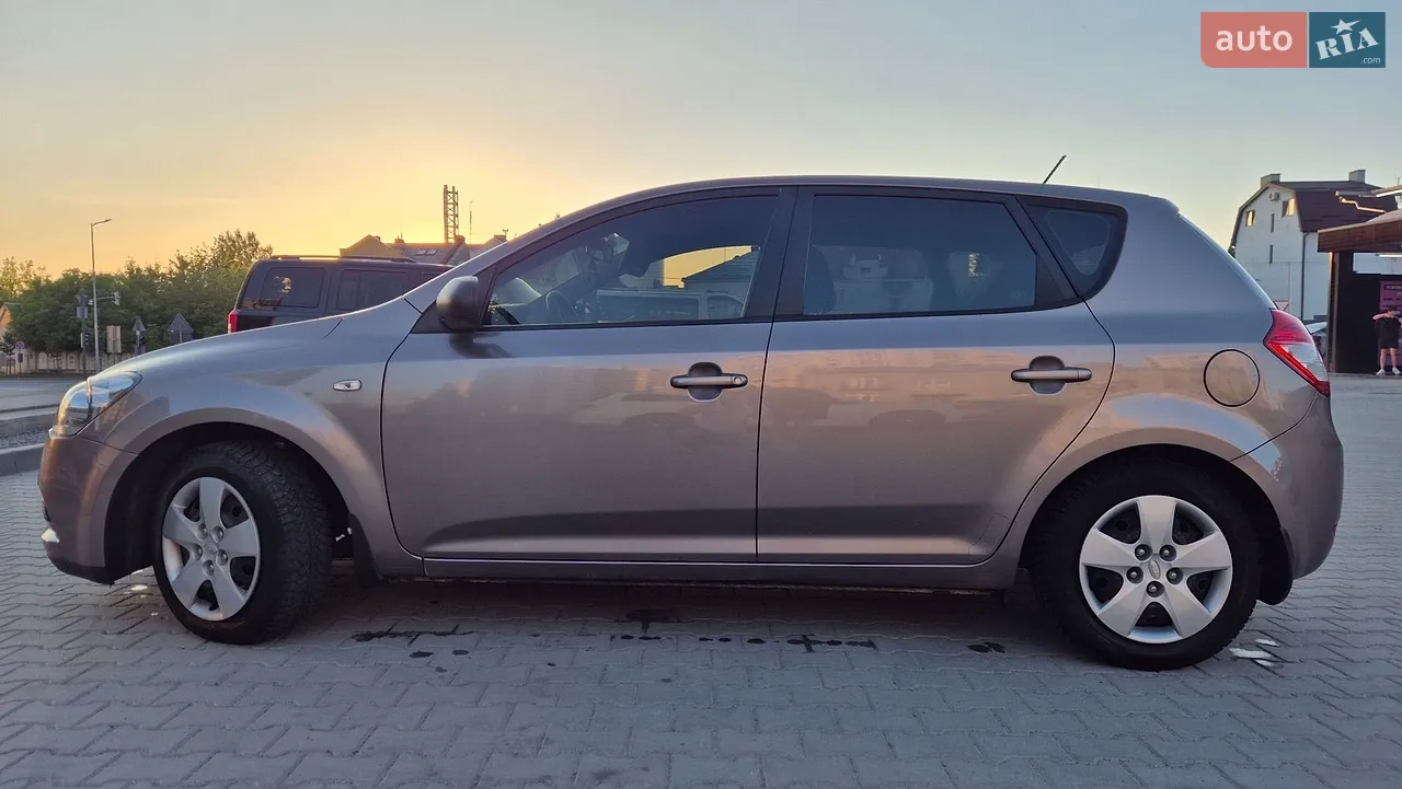 2013 Kia Cee'd - мініатюра 23