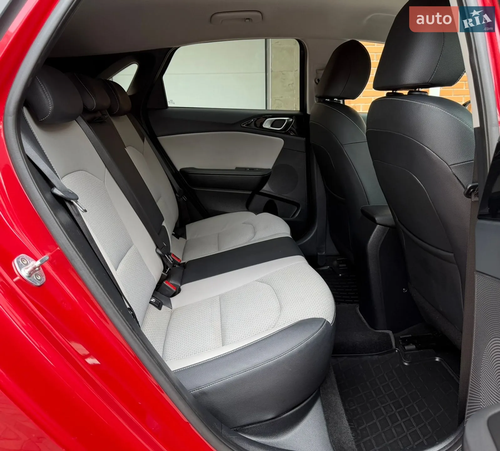 2018 Kia Cee'd - мініатюра 35