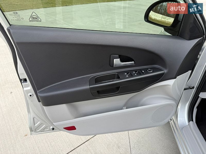 Хетчбек Kia Ceed 2007 в Луцьку фото 10 Хетчбек Kia Ceed 2007 в Луцьку