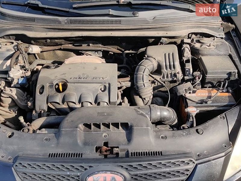 Хэтчбек Kia Ceed 2008 в Киеве