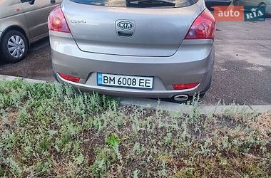 Хэтчбек Kia Ceed 2008 в Харькове