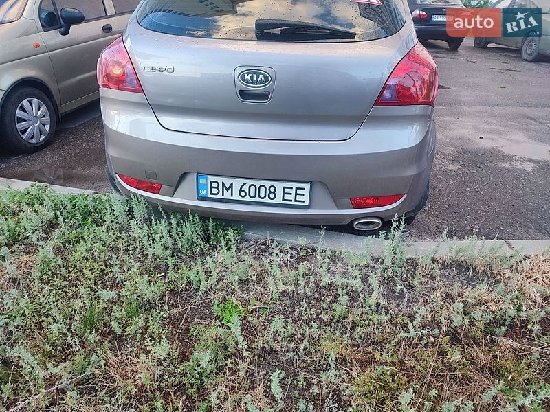 Хэтчбек Kia Ceed 2008 в Харькове