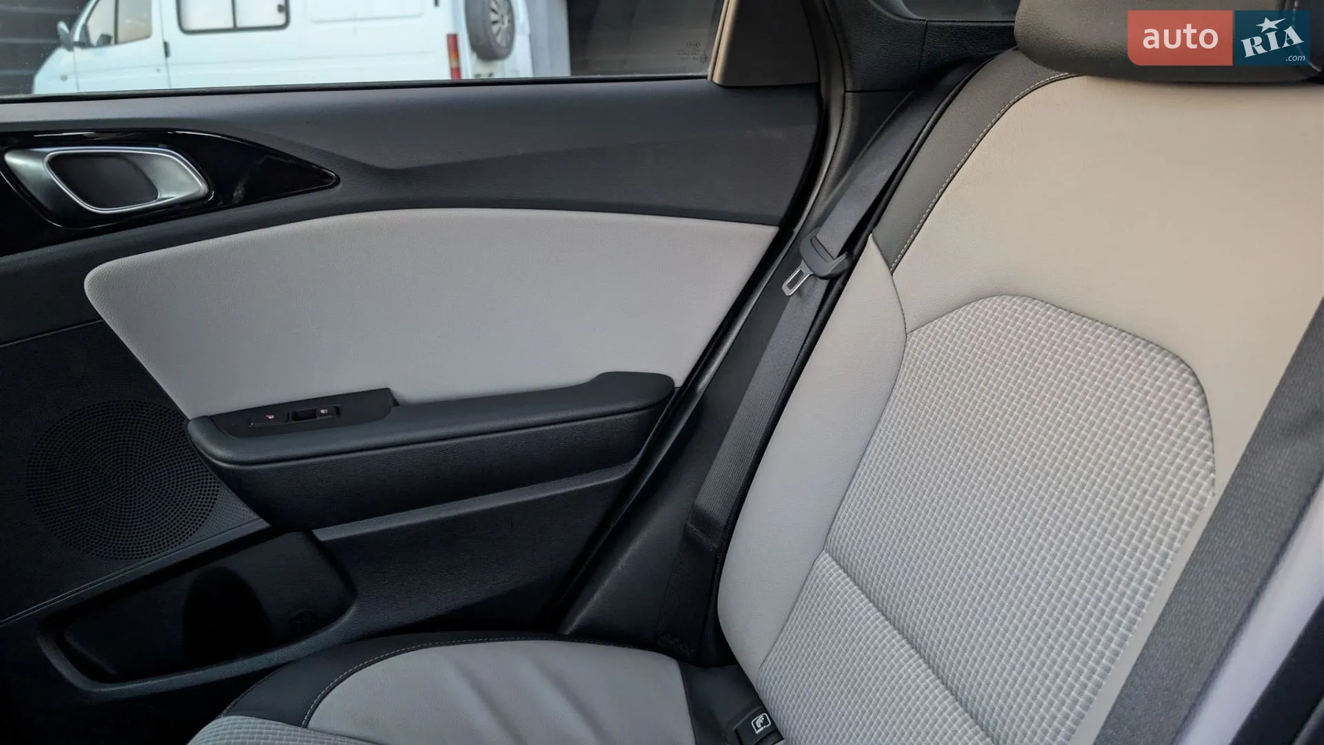 2019 Kia Cee'd - мініатюра 33