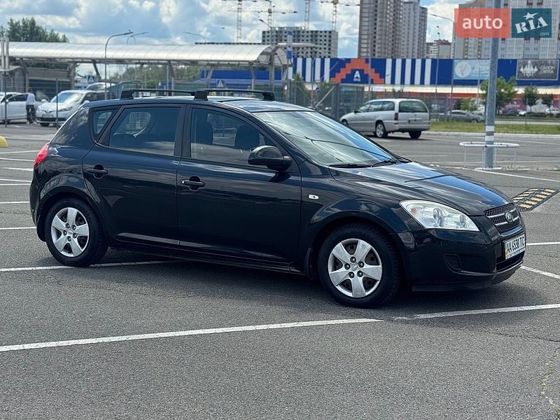 Хэтчбек Kia Ceed 2007 в Киеве