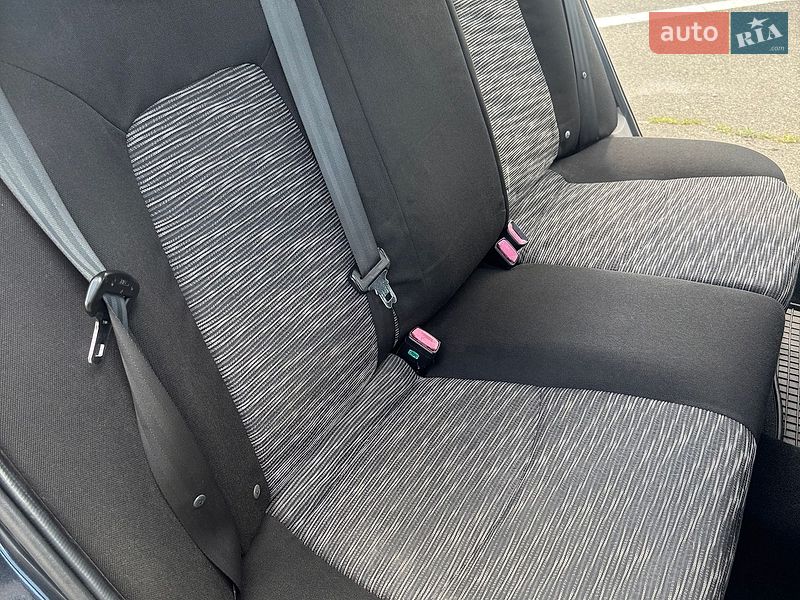 Хэтчбек Kia Ceed 2007 в Киеве