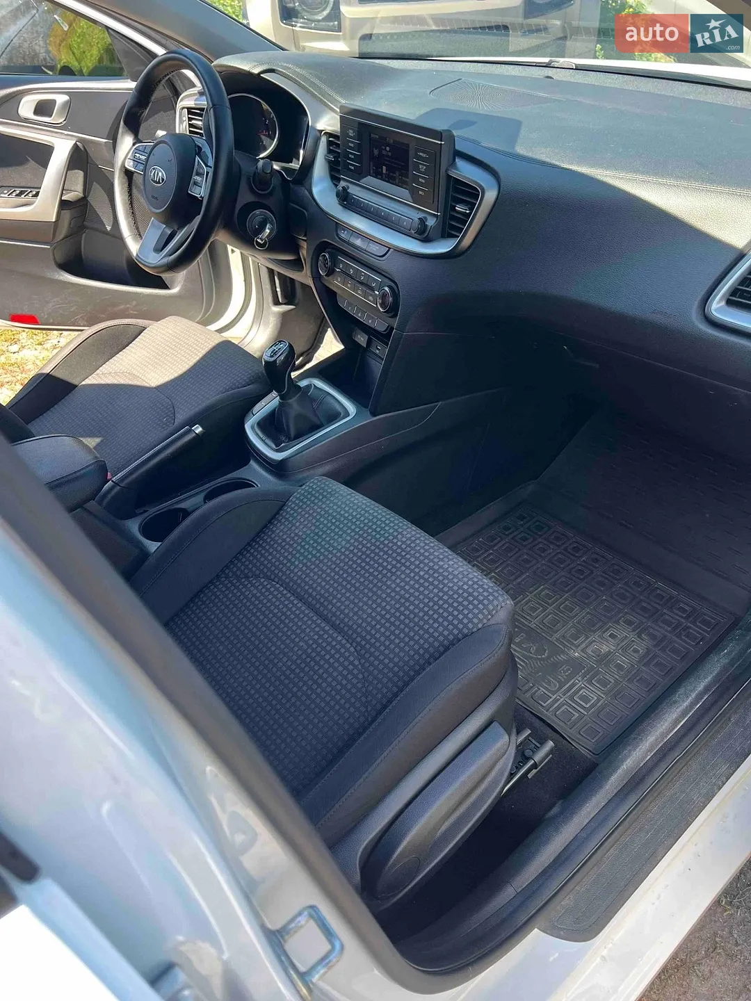 2019 Kia Cee'd - мініатюра 8