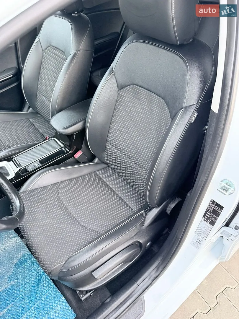 2020 Kia Cee'd - мініатюра 21