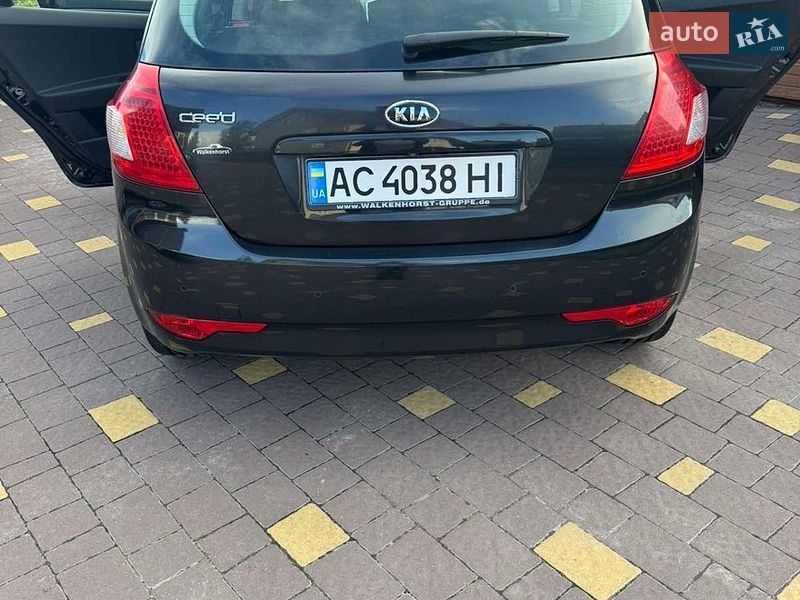 Kia Ceed 2011