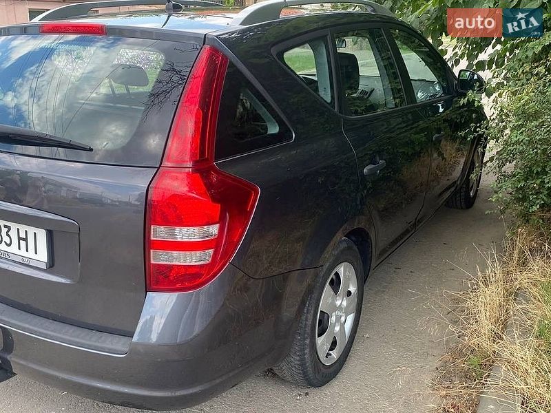 Универсал Kia Ceed 2007 в Витовском районе