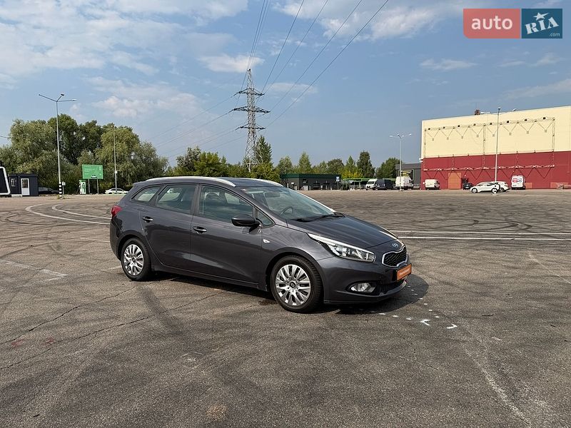 Універсал Kia Ceed 2015 в Києві