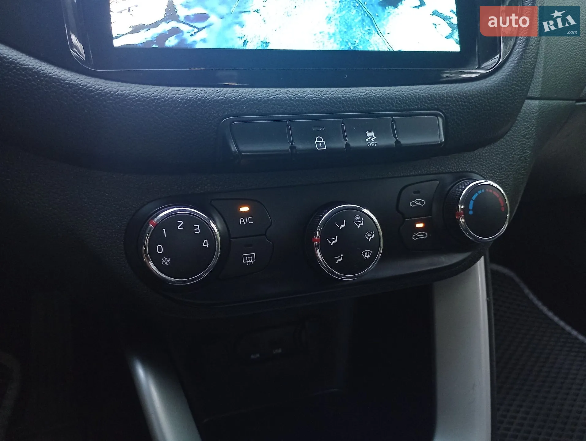2013 Kia Cee'd - мініатюра 32