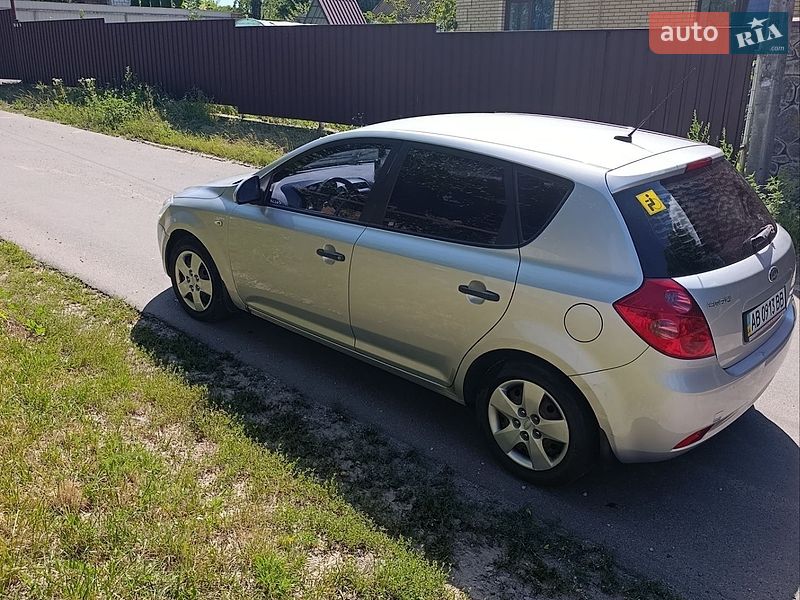 Хетчбек Kia Ceed 2008 в Вінниці
