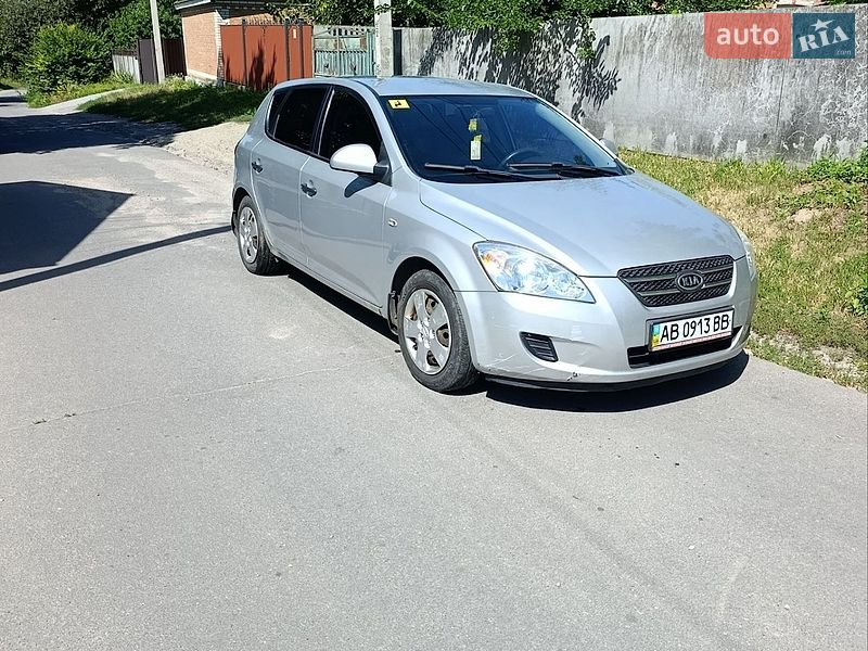 Хетчбек Kia Ceed 2008 в Вінниці