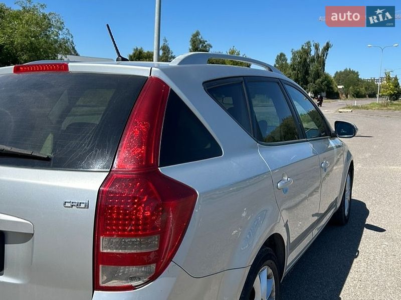 Универсал Kia Ceed 2011 в Львове