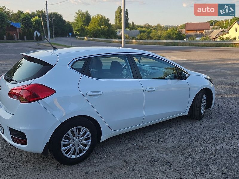 Хэтчбек Kia Ceed 2018 в Обухове