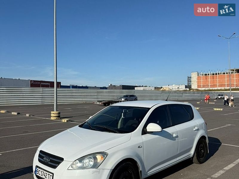 Хетчбек Kia Ceed 2008 в Львові
