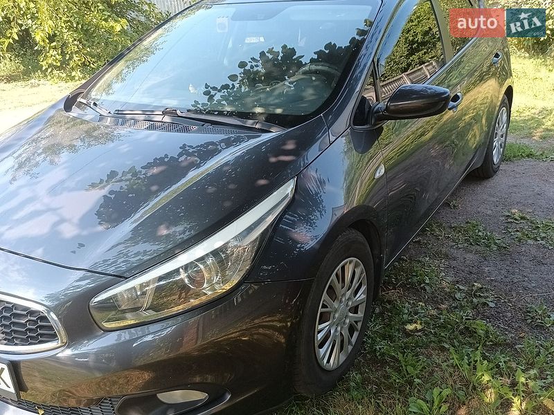 Хэтчбек Kia Ceed 2013 в Чернигове фото 6 Хэтчбек Kia Ceed 2013 в Чернигове