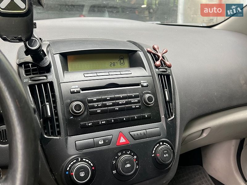 Универсал Kia Ceed 2008 в Хмельницком