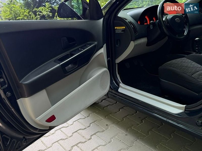 Хэтчбек Kia Ceed 2008 в Тернополе фото 18 Хэтчбек Kia Ceed 2008 в Тернополе